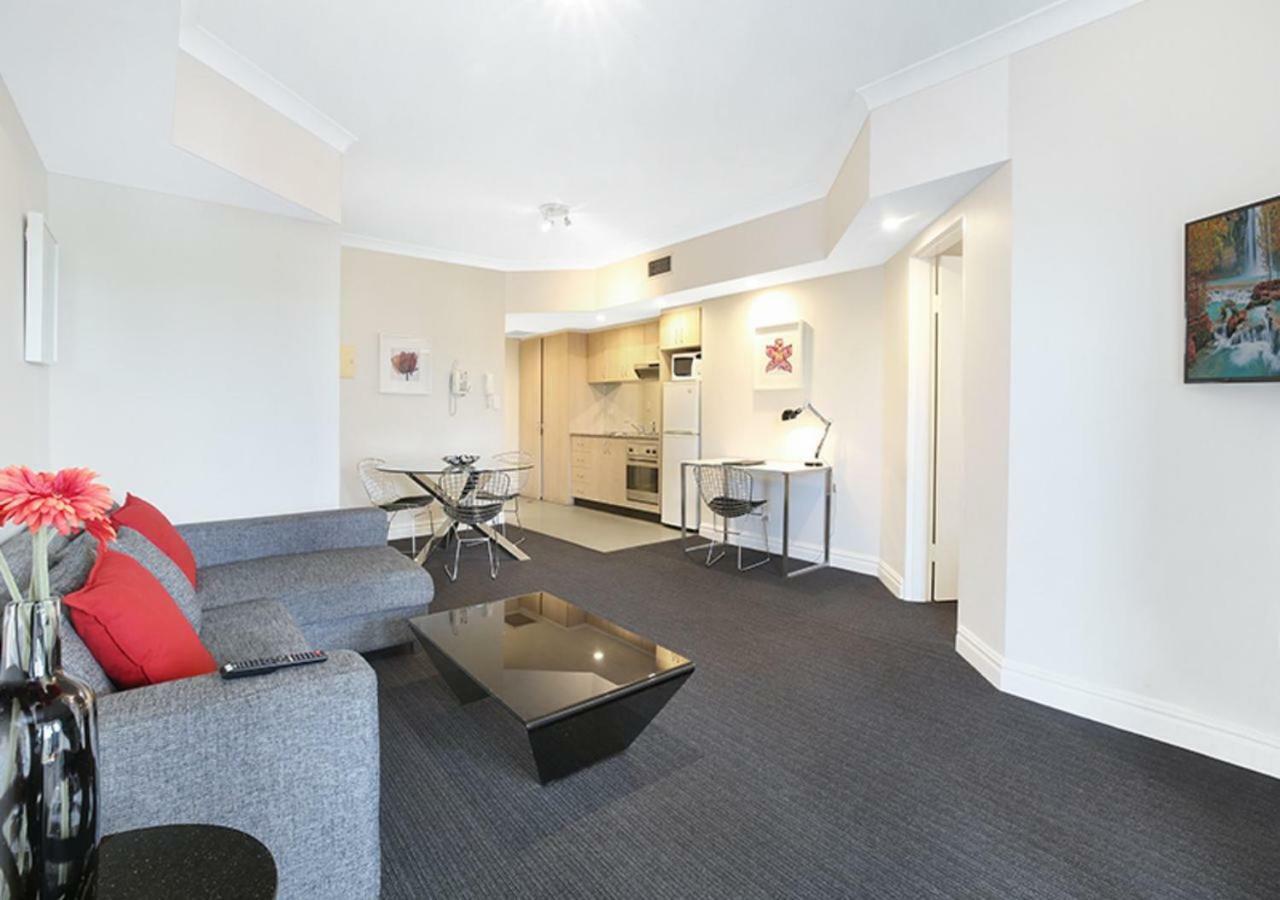 Sydney Airport Suites Bagian luar foto